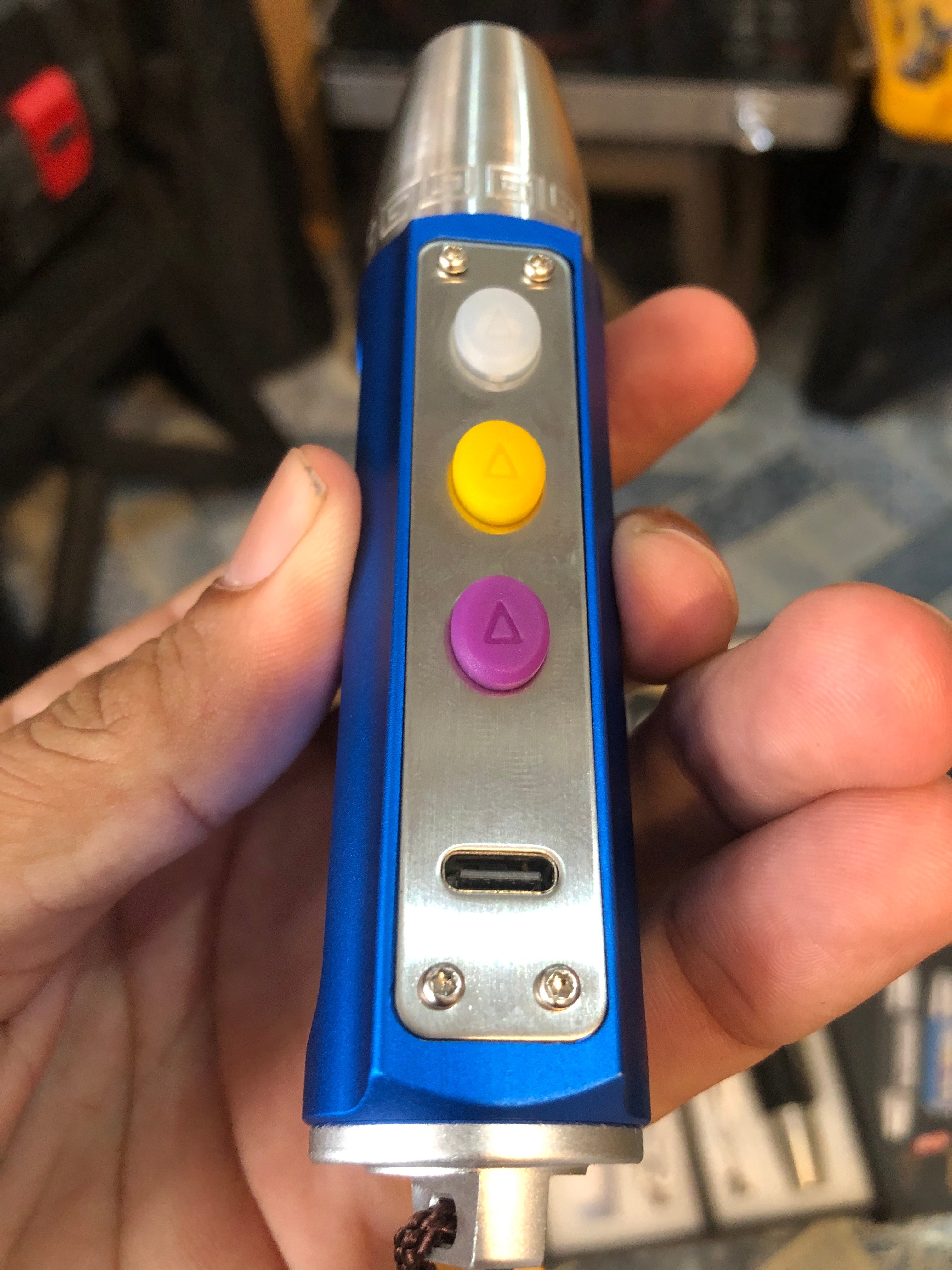 Professional 3-in-1 Rechargeable UV Light for Jade Gemstone Identification