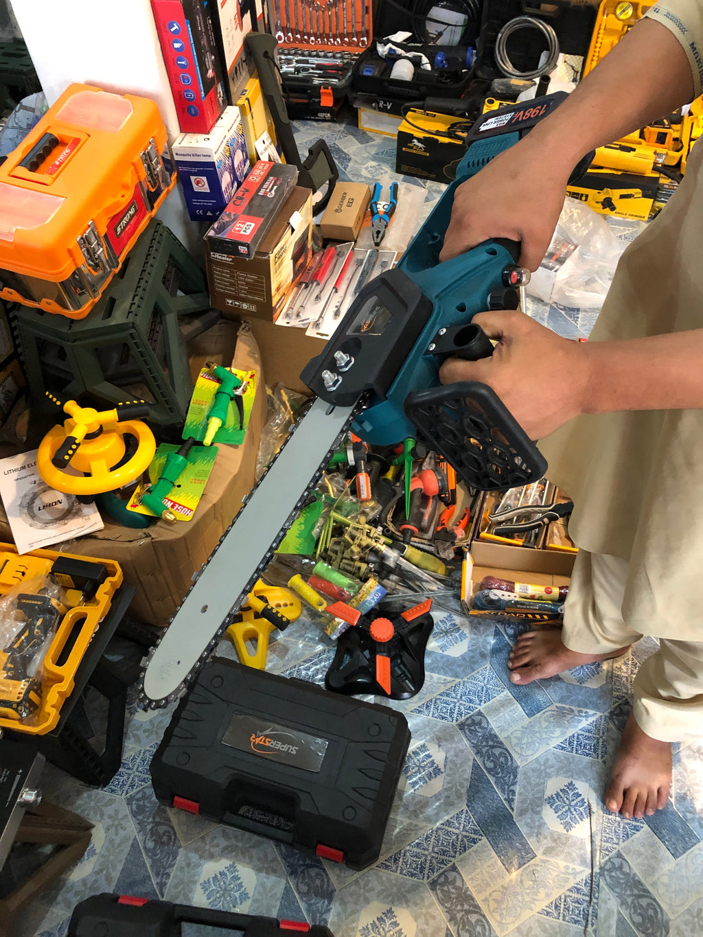 Rechargeable 298v 12inch chainsaw with double battery