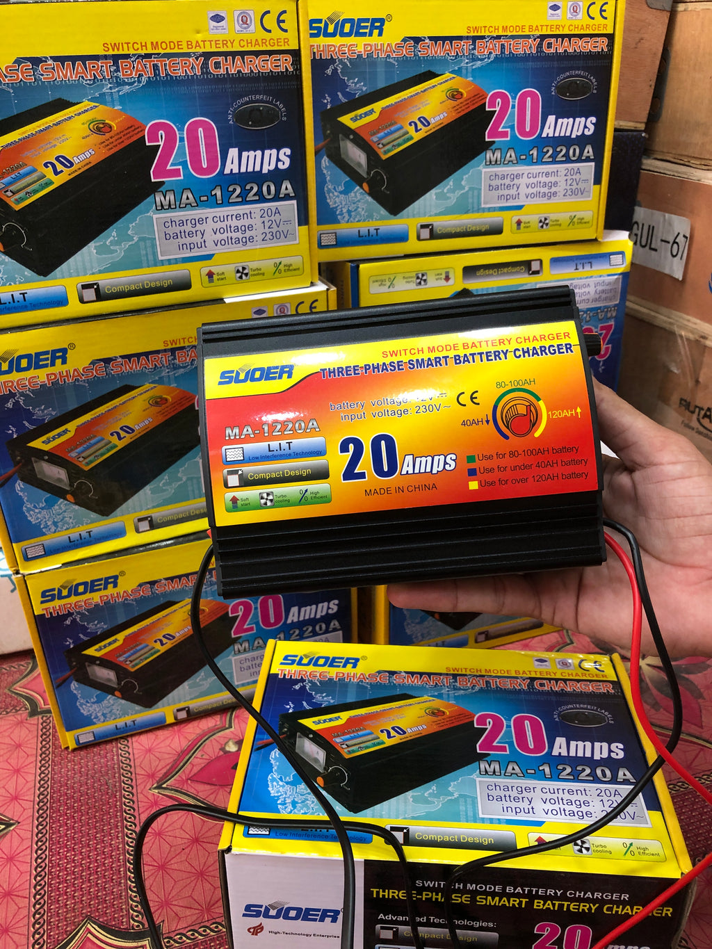 SUOER MA-1220A 20A Three-Phase Smart Battery Charger 230V