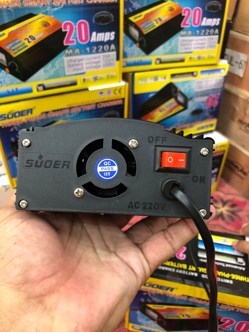 SUOER MA-1220A 20A Three-Phase Smart Battery Charger 230V