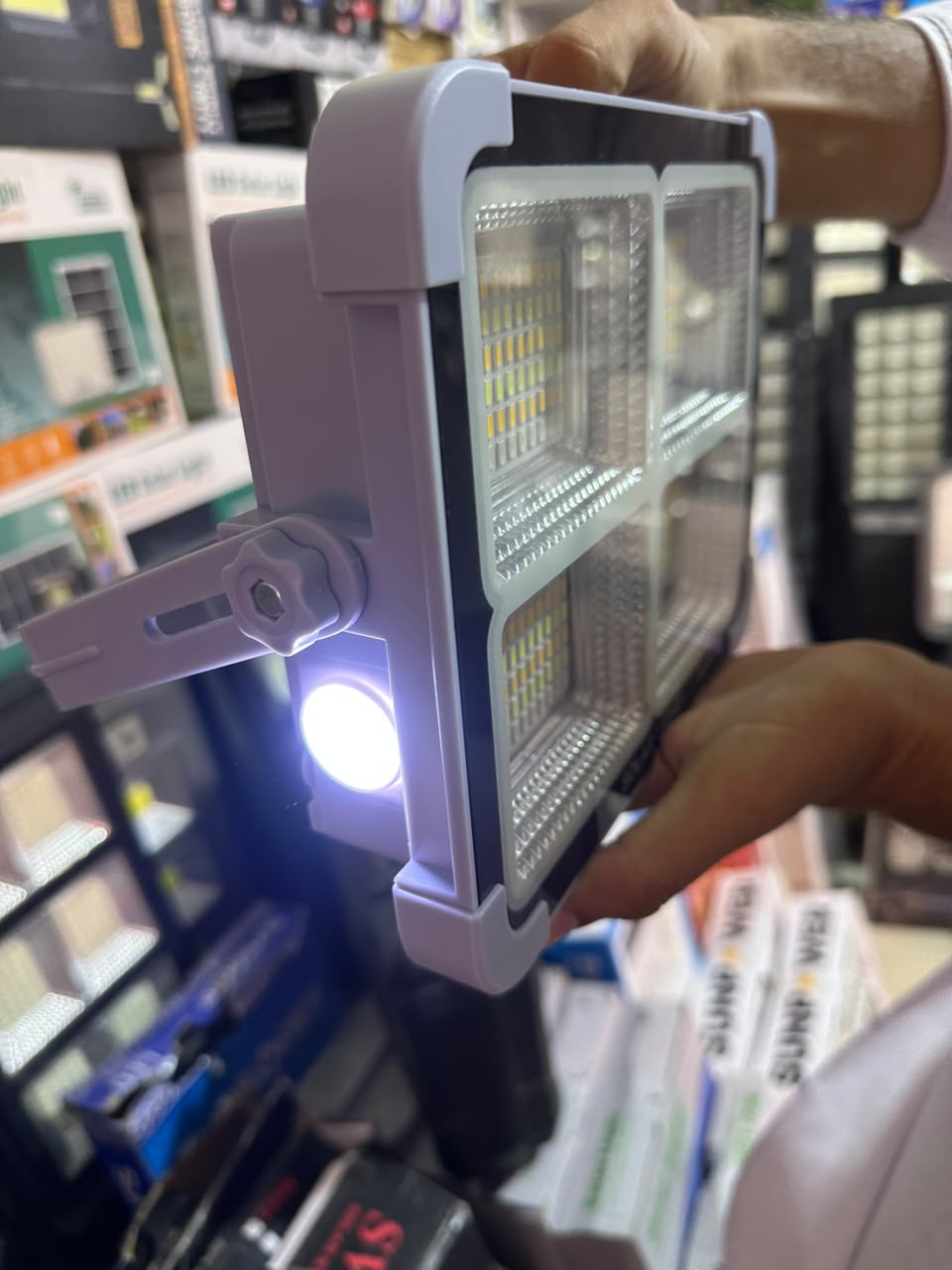 300W Solar Flood Light – Powerful Outdoor LED Light